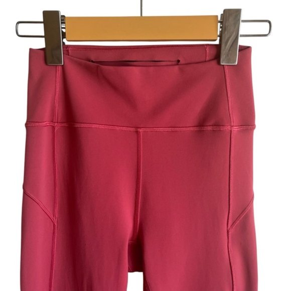 Lululemon In Movement Crop *Everlux 19" Size 4 Vintage Rose - Picture 3 of 9